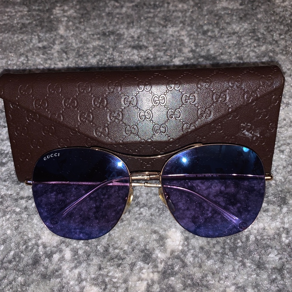 Gorgeous Gucci Purple Sunglasses